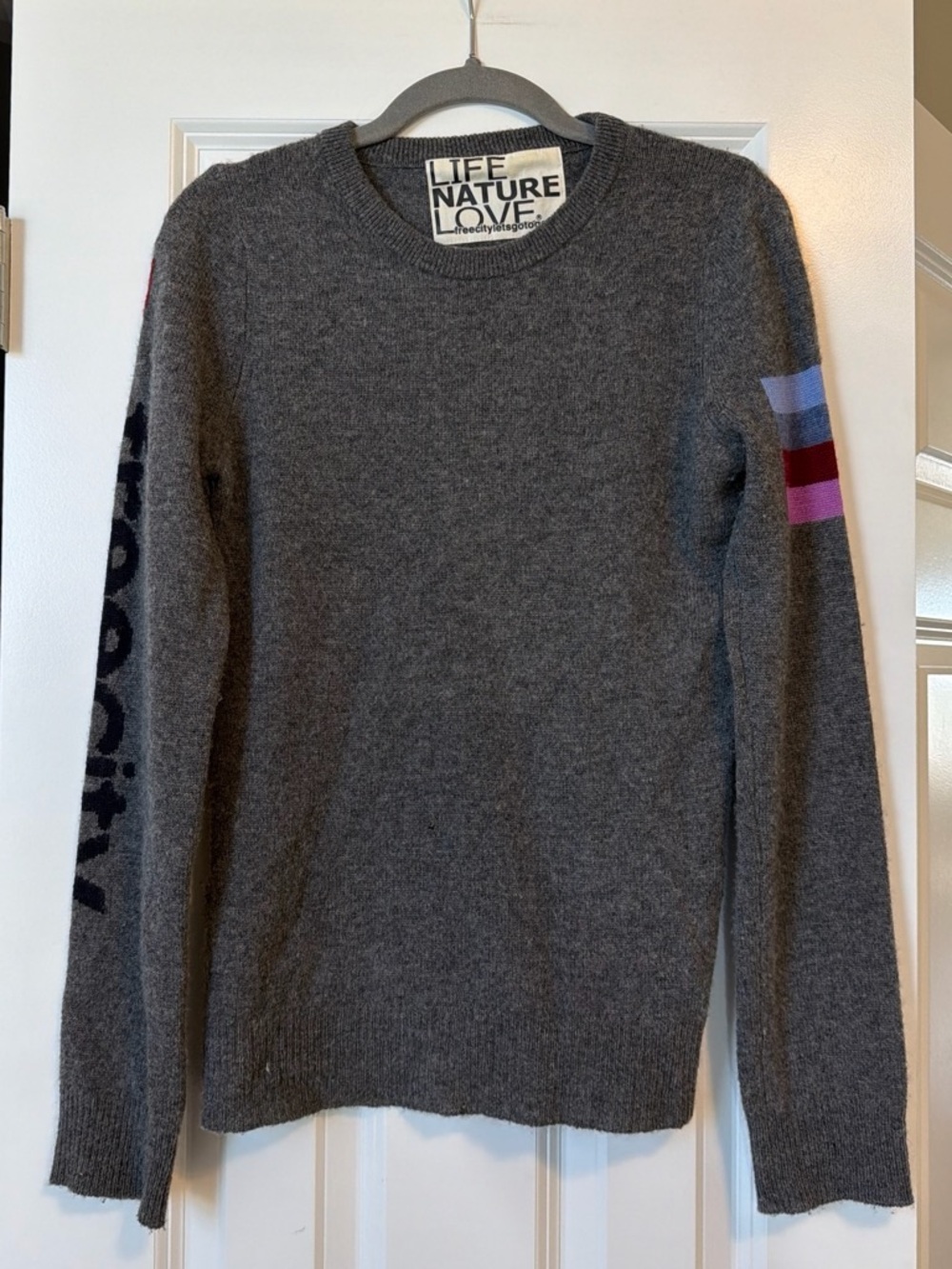 FREECITY Life Nature Love 100% Cashmere Sweater XS